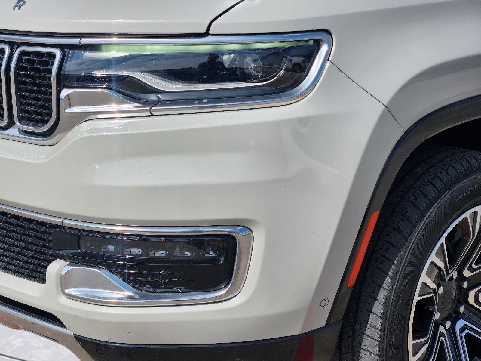 2022 Jeep Wagoneer photo 8 of 35