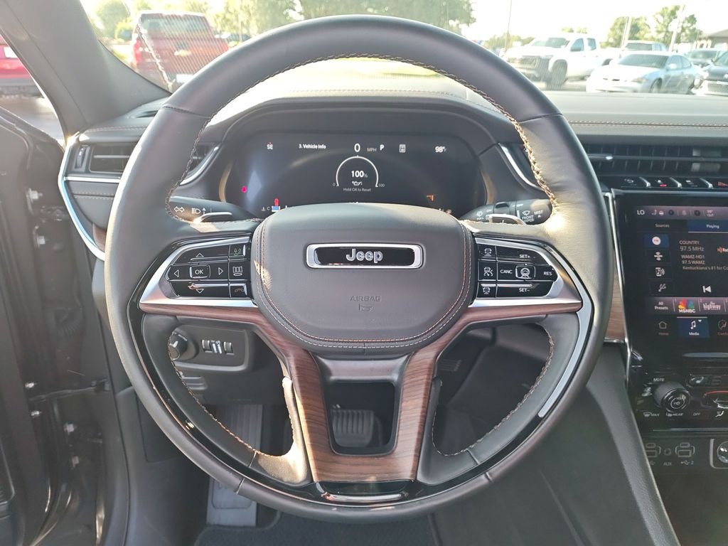 Used 2025 Gray Jeep Summit image 17