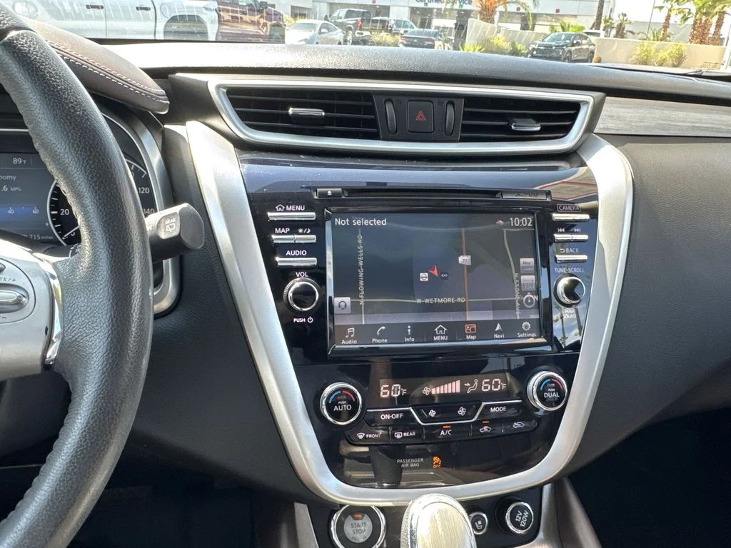 Used 2017 Brown Nissan Platinum image 13