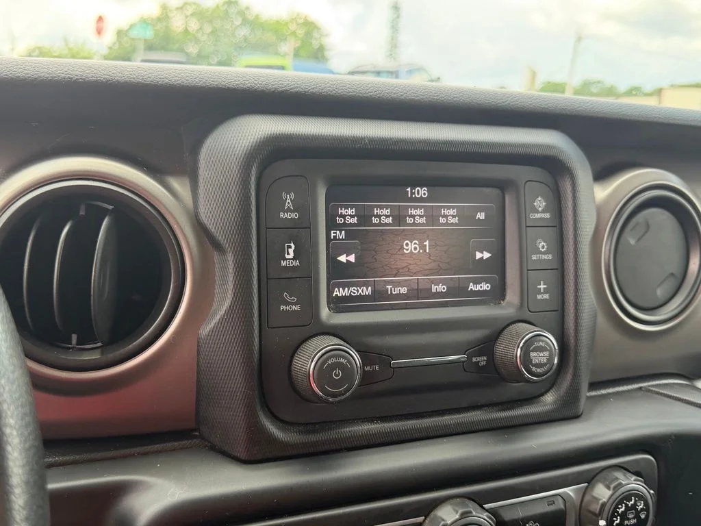 Used 2020 Black Jeep Sport image 22