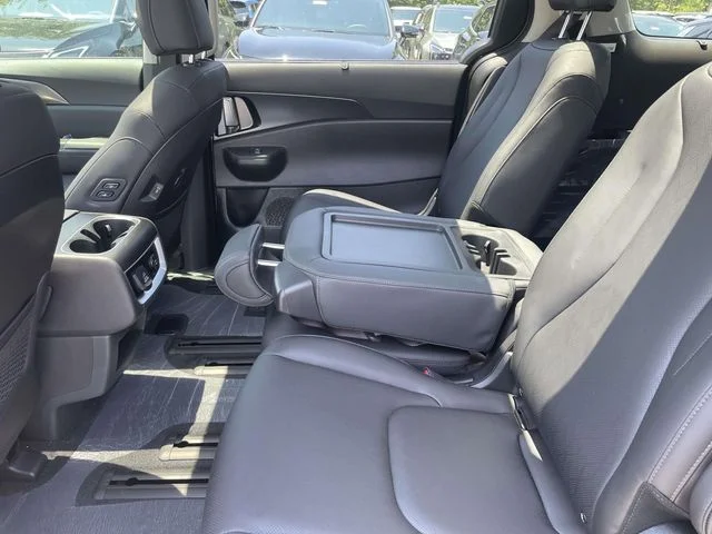 New 2026 Gray Kia EX image 11
