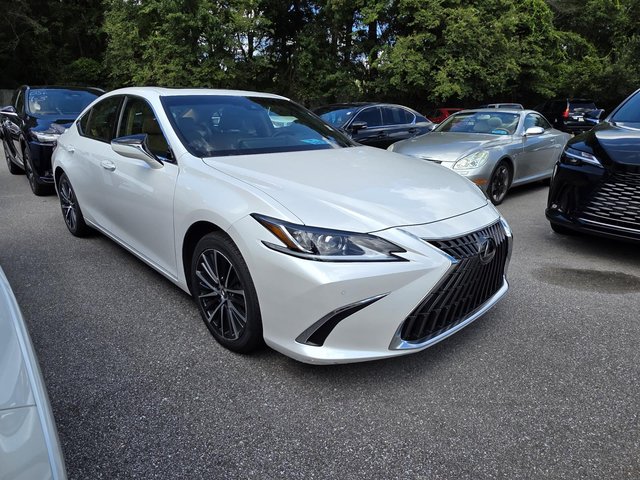 2023 Lexus ES 300h