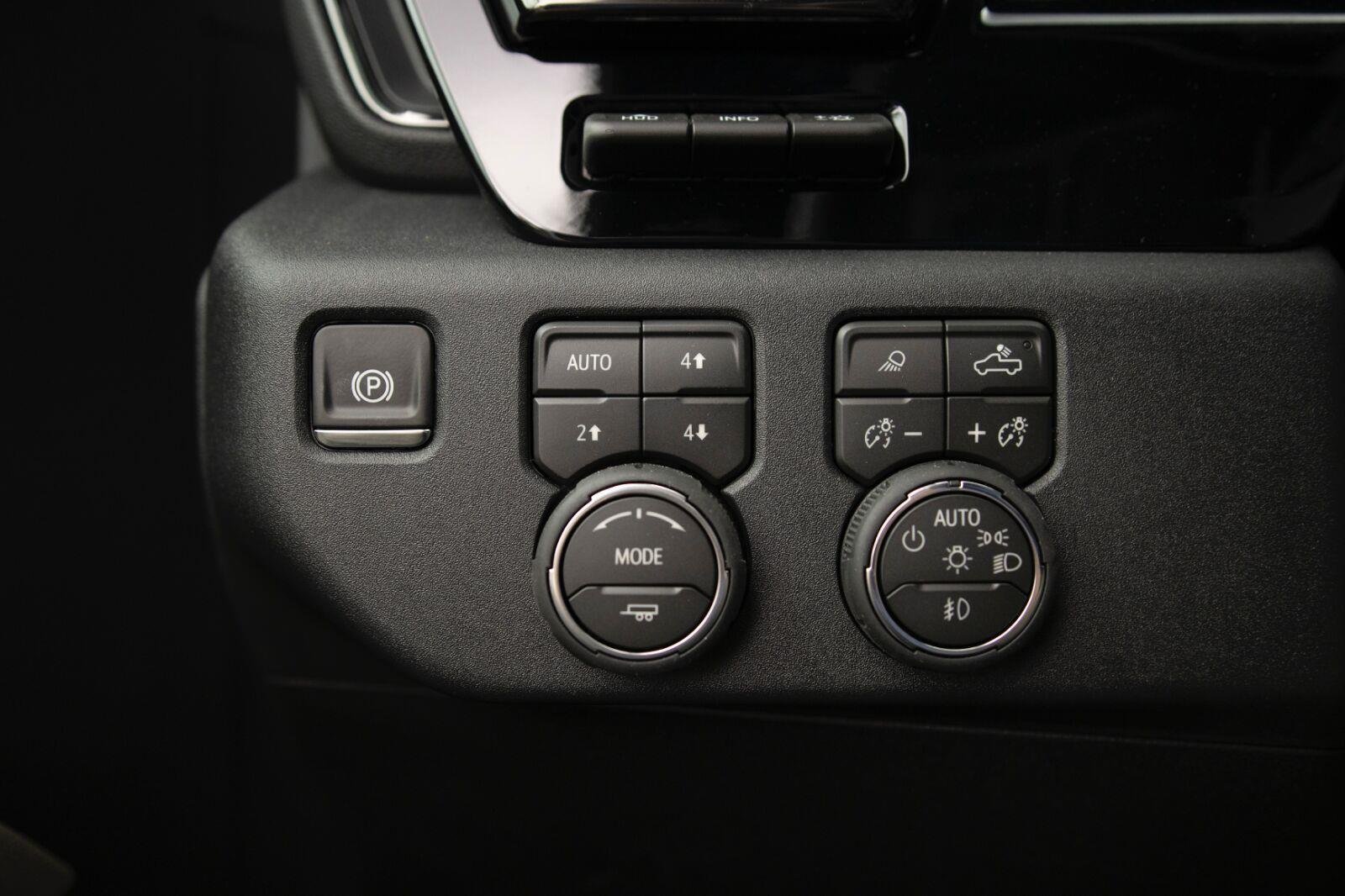 2026 Chevrolet Silverado 2500 HD ZR2 - Photo 22
