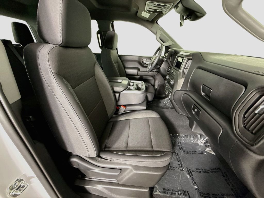 New 2026 Summit White Chevrolet Custom image 26