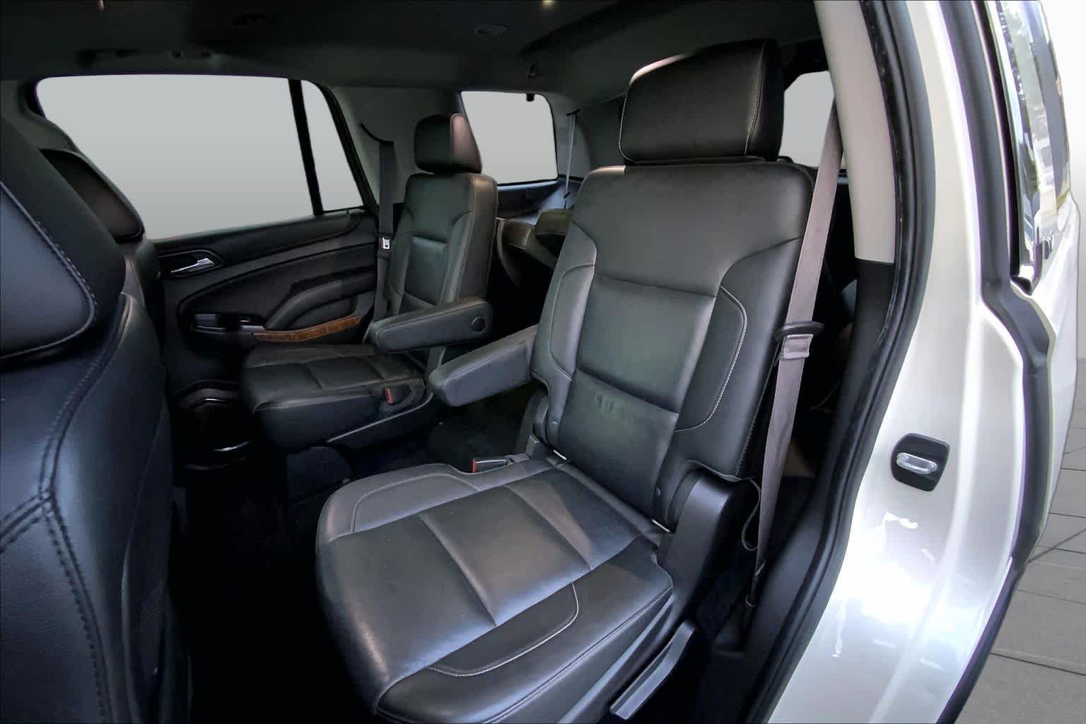 Used 2015 White Diamond Tricoat Chevrolet LTZ image 20