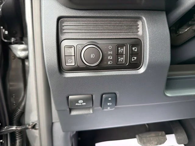 New 2026 Carbonized Gray Metallic Ford F-350® Lariat® image 29
