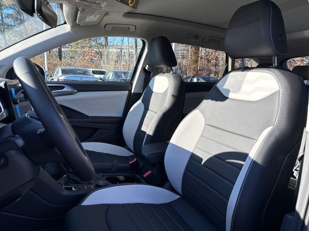 2026 Volkswagen Taos SEL - Photo 12