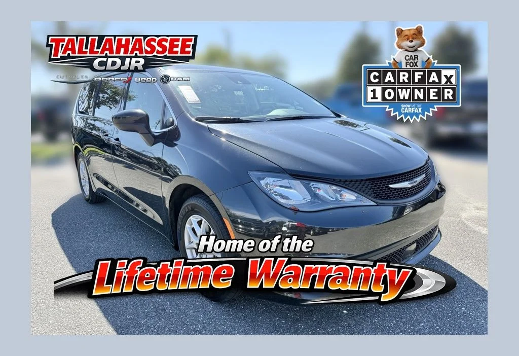 2023 Chrysler Voyager