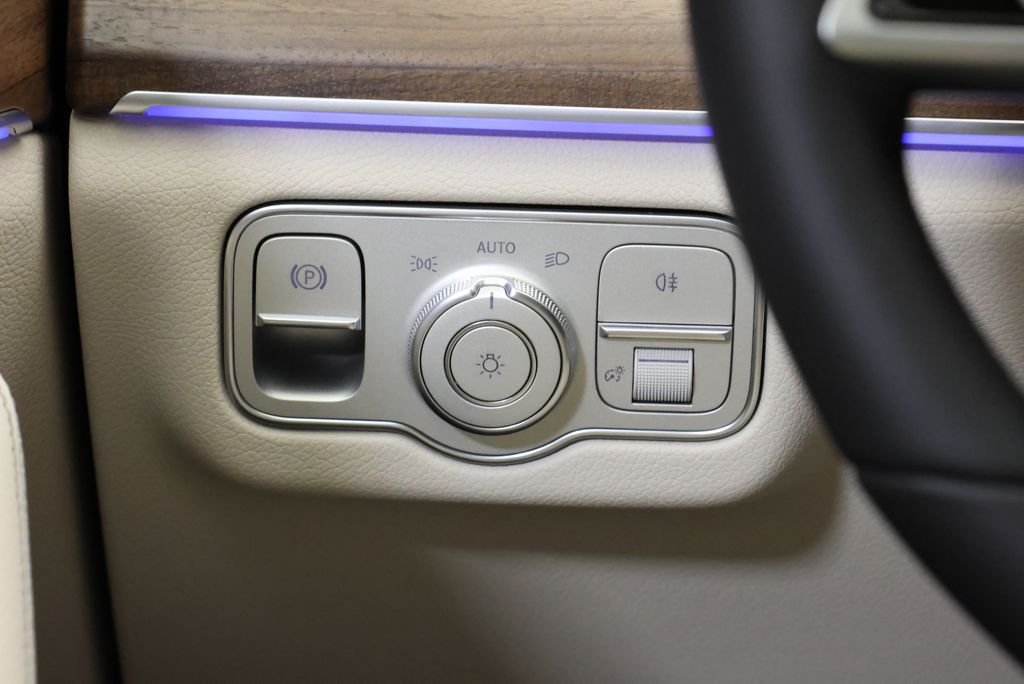 Used 2026 Polar White Mercedes-Benz GLE 350 image 19