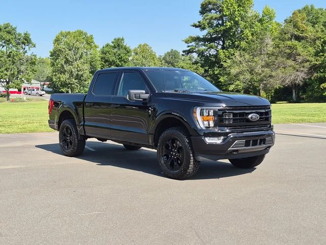 Used 2022 Black Ford XLT image 15