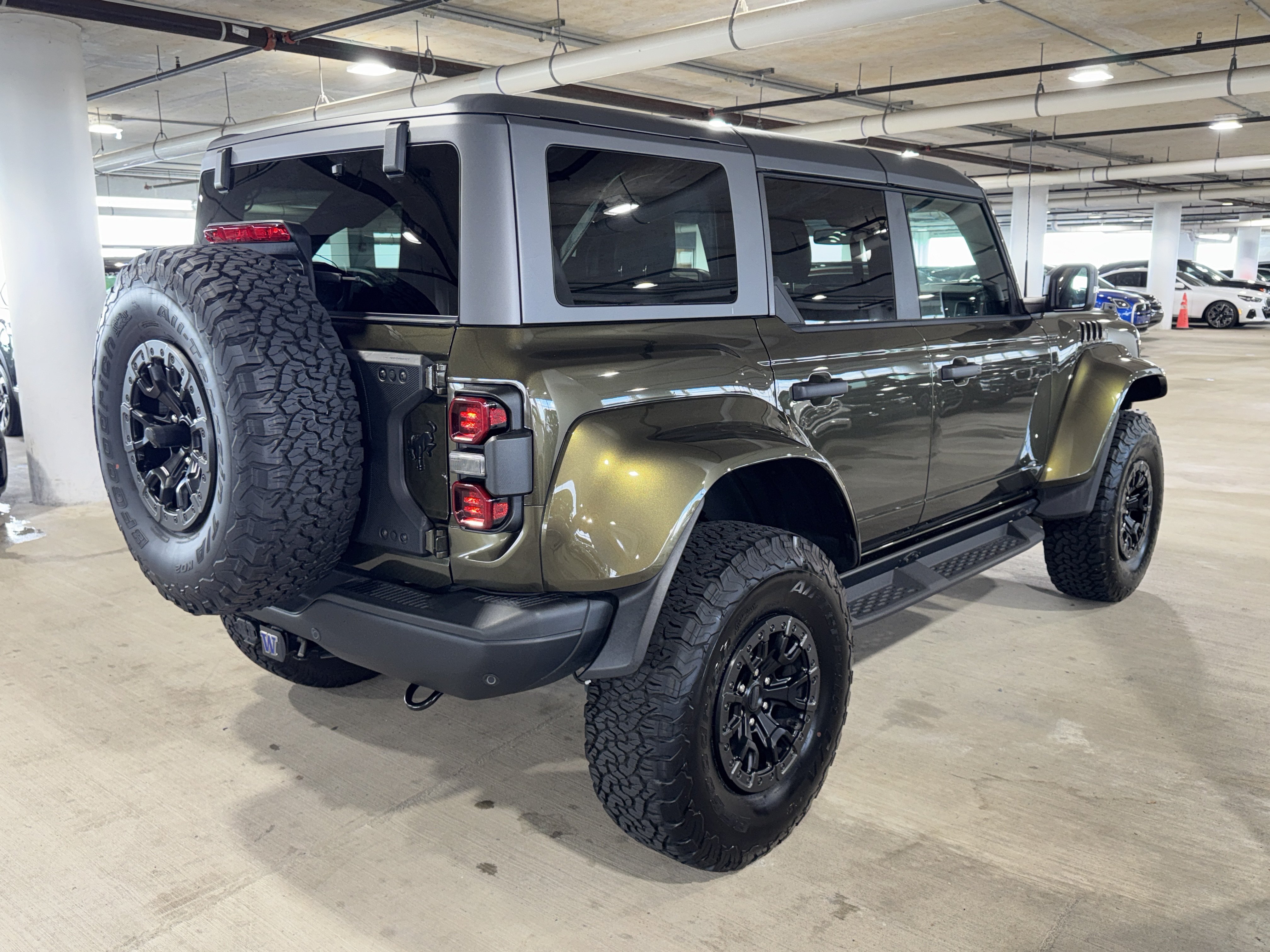 Used 2024 Shelter Green Metallic Ford Raptor image 8
