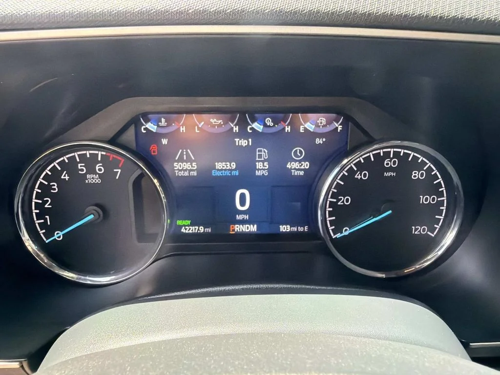 Used 2023 Gray Ford XLT image 29