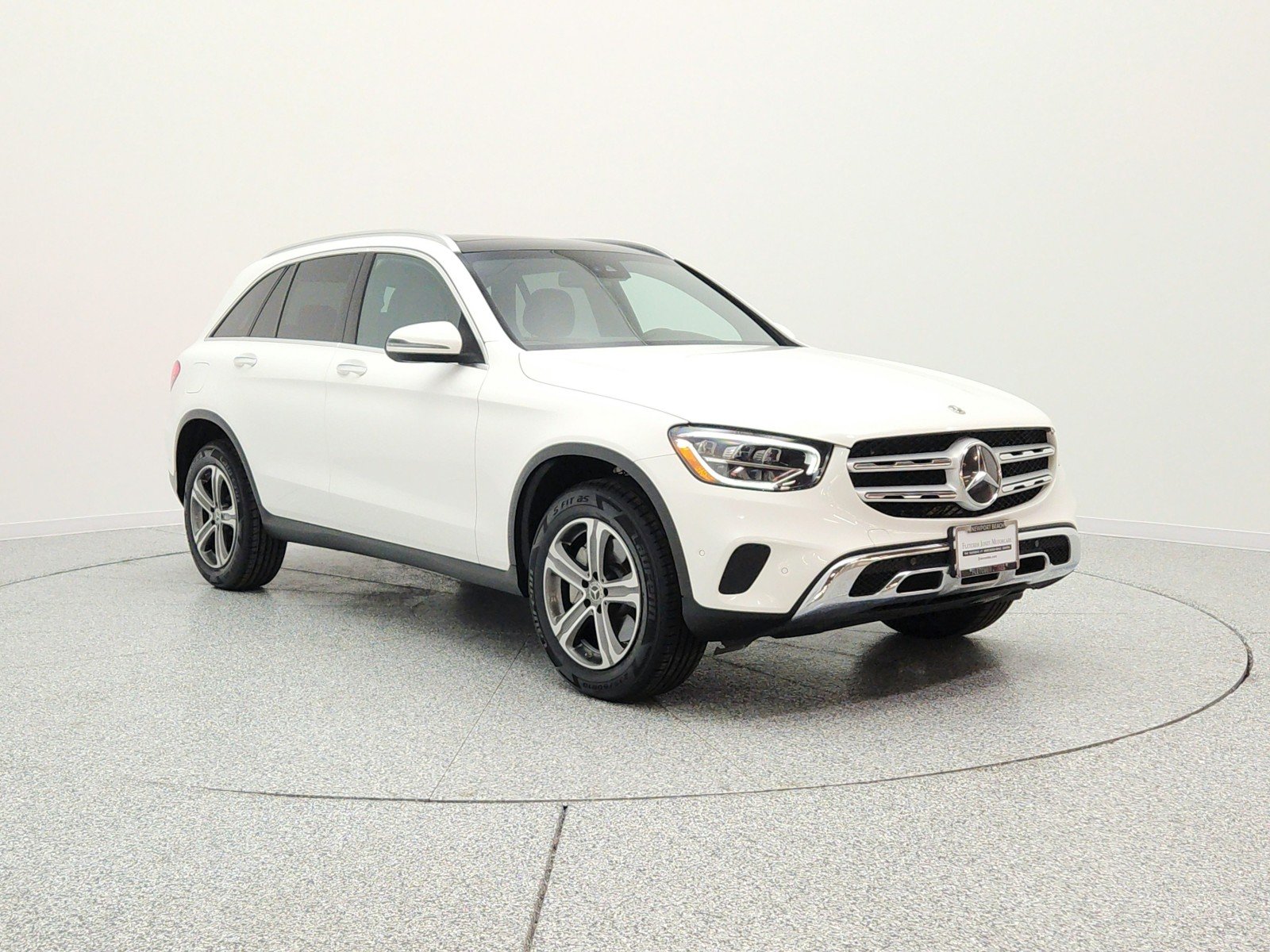 Used 2022 Polar White Mercedes-Benz GLC 300 SUV image 3