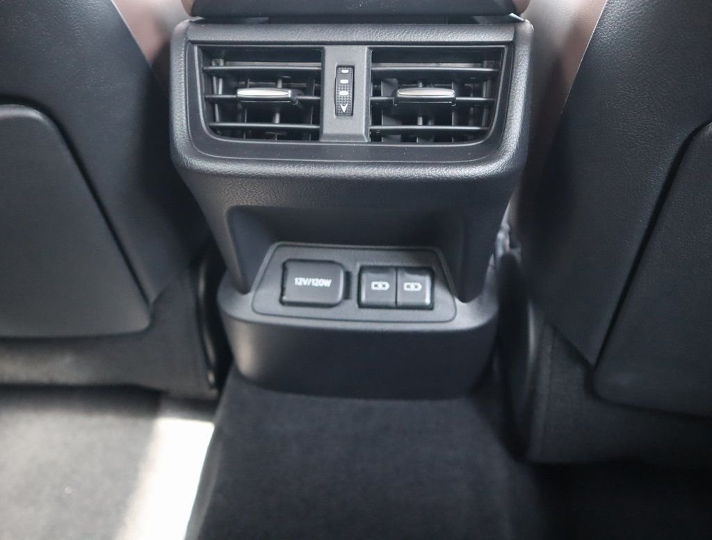 2025 Lexus ES 350 - Photo 30