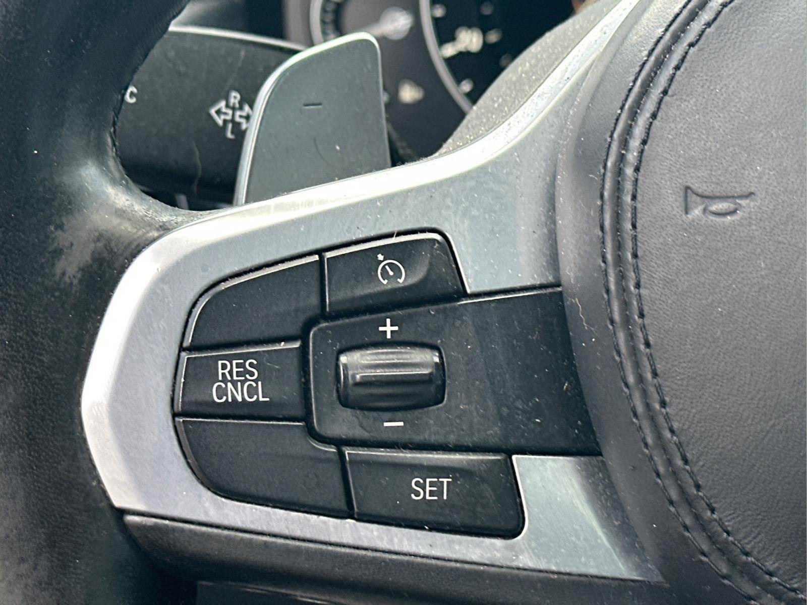 Used 2019 Alpine White BMW 530i image 23