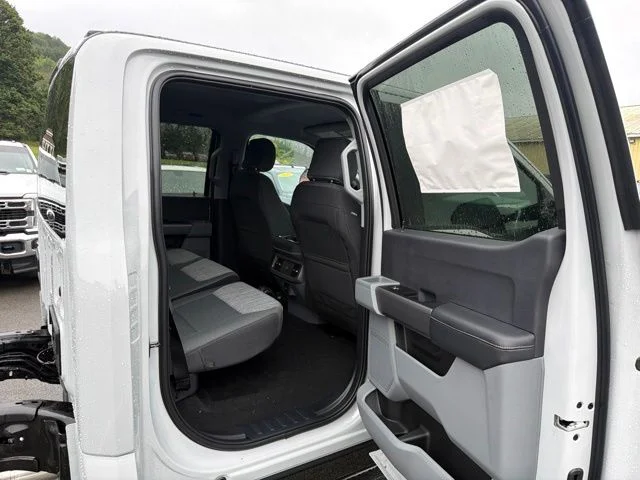 New 2026 Avalanche Gray Ford F-350® XLT image 42