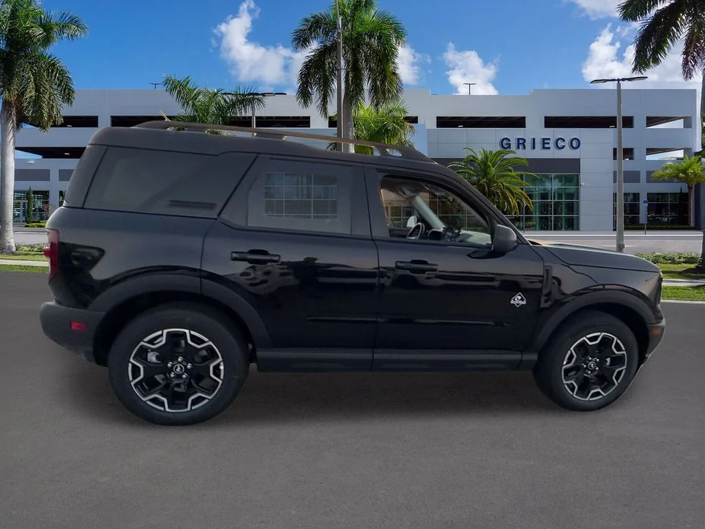 New 2026 Shadow Black Ford Outer Banks® image 8