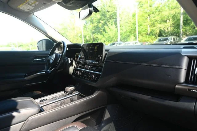 Certified Used 2022 Black Nissan Platinum image 39