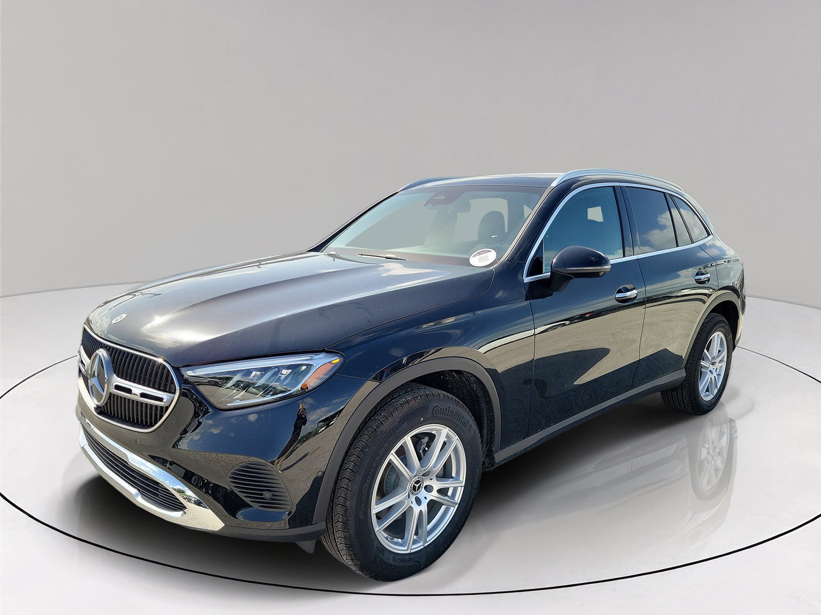 New 2026 Black Mercedes-Benz GLC 300 image 33
