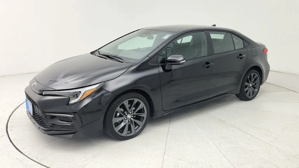 Used 2025 Black Toyota SE image 3