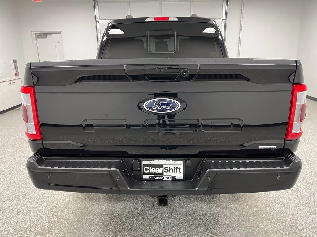Used 2023 Black Ford Lariat image 9