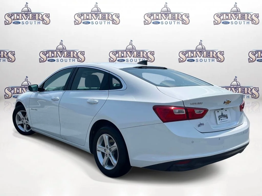 Used 2020 White Chevrolet LS image 5