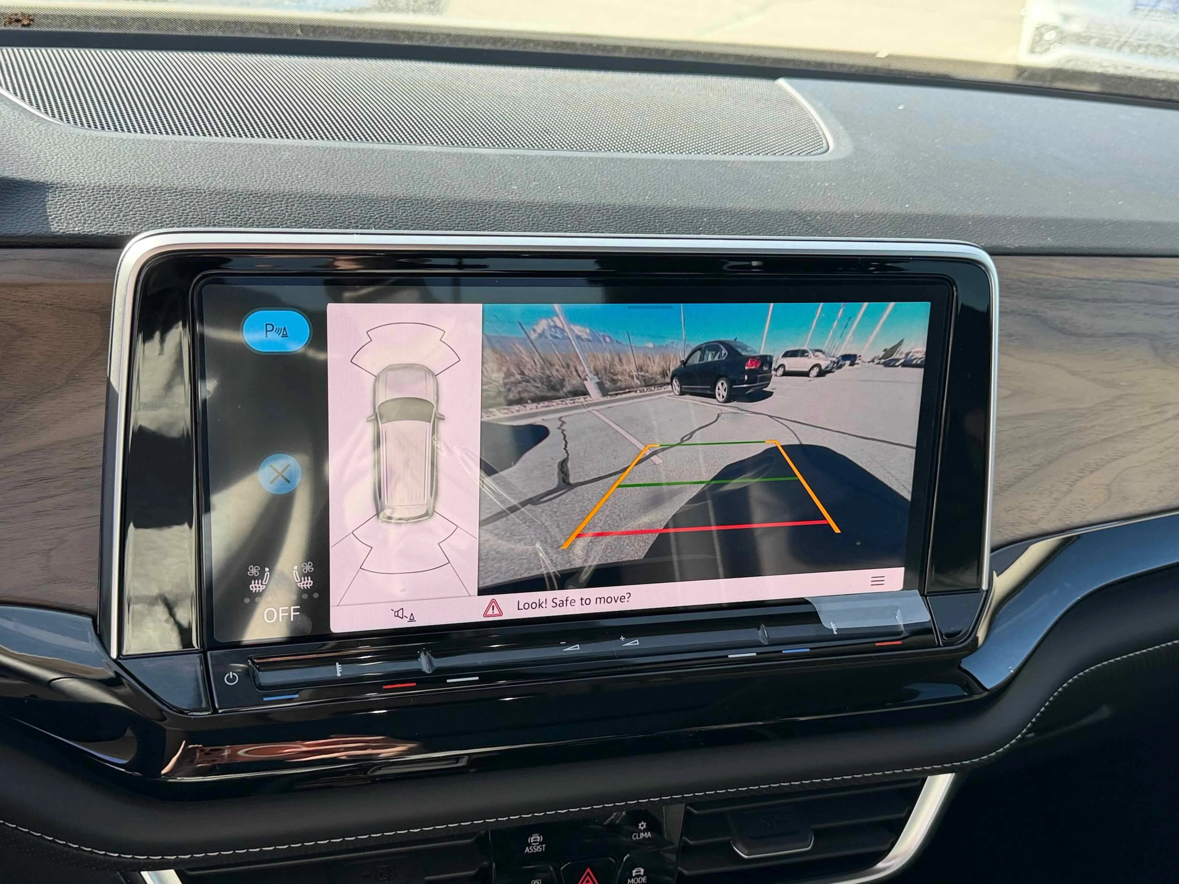 New 2026 Deep Black Volkswagen 2.0T SE w/Technology image 19