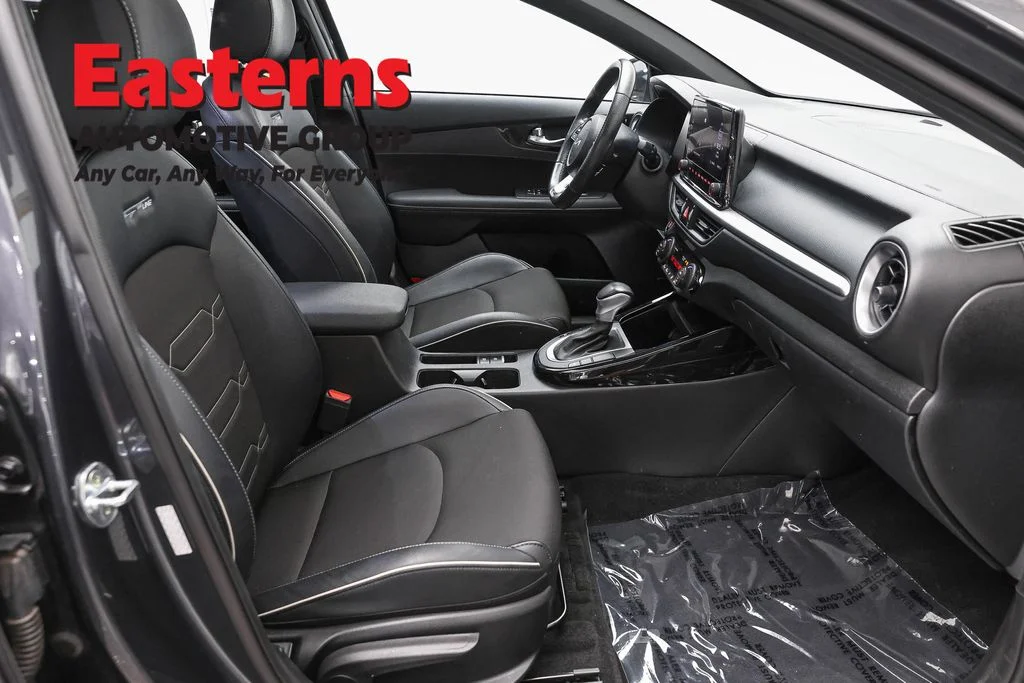 Used 2023 Gray Kia GT-Line image 25