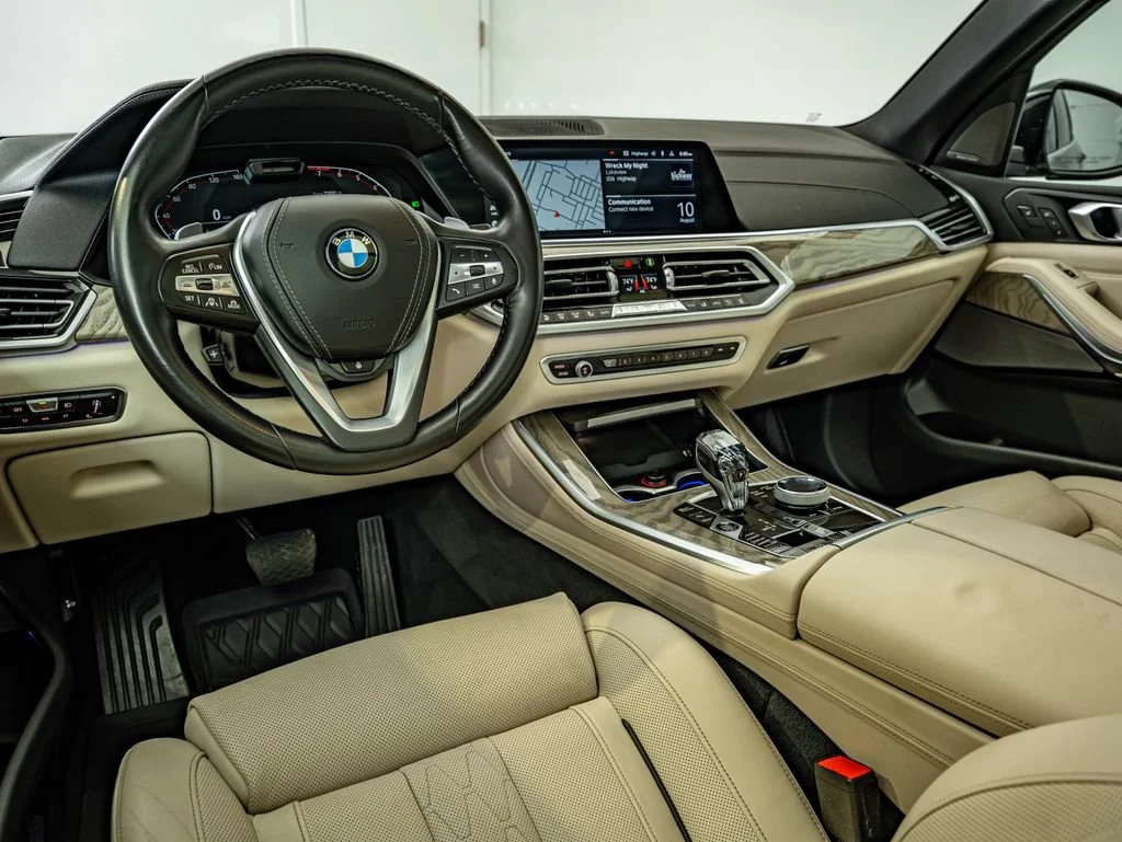 Used 2019 Arctic Gray Metallic BMW xDrive40i image 32