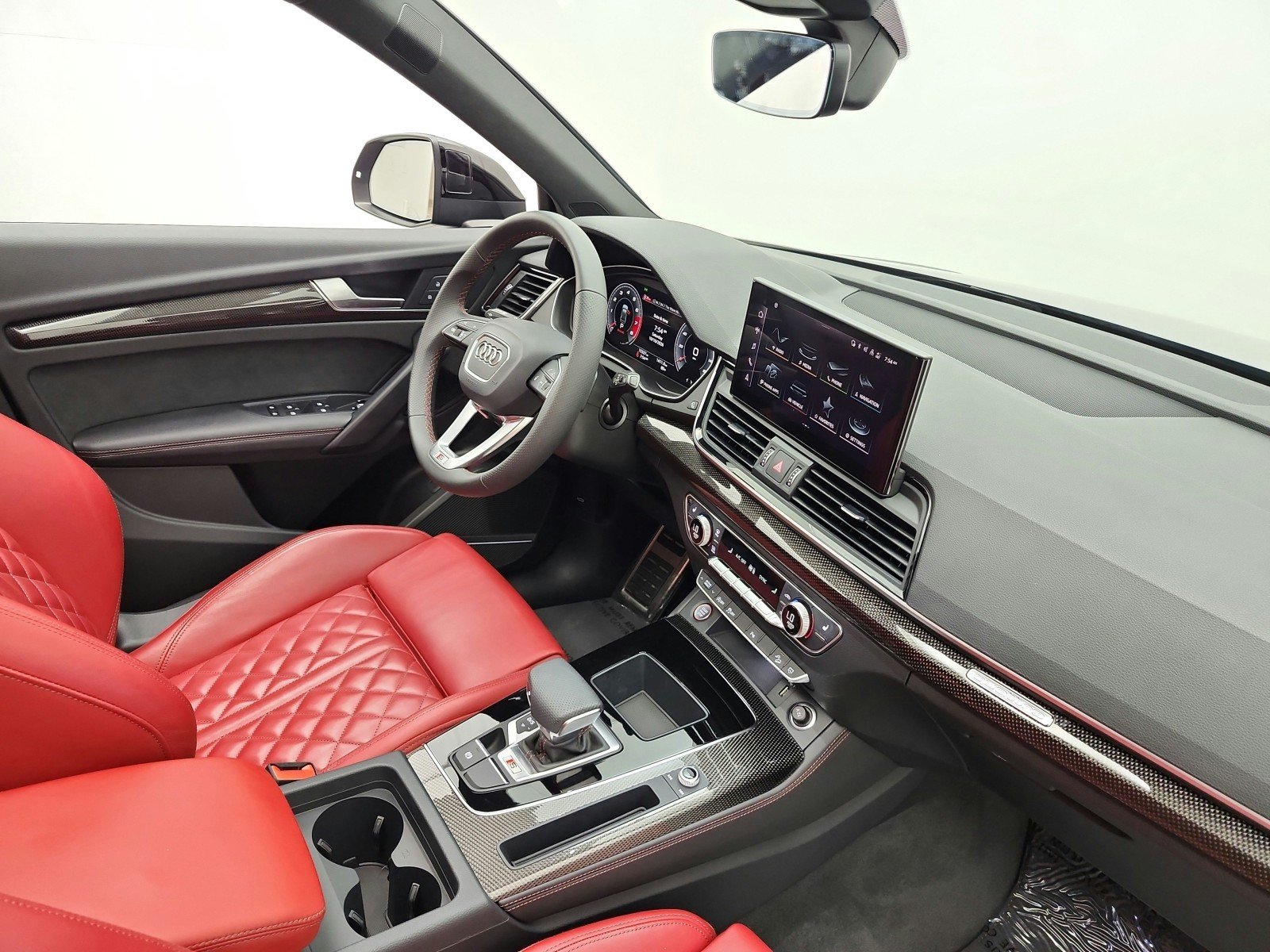 Used 2024 Daytona Gray Pearl Effect Audi Premium Plus image 18