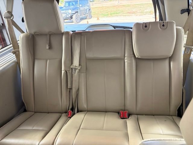 Used 2014 White Ford Limited image 45