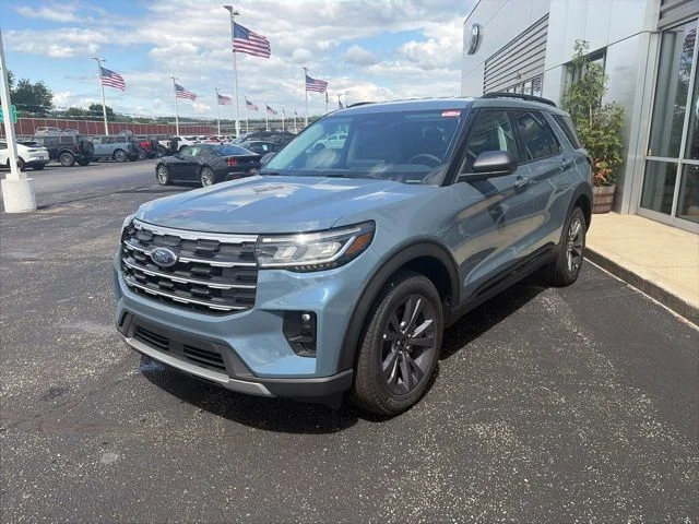 New 2026 Vapor Blue Metallic Ford Active image 4