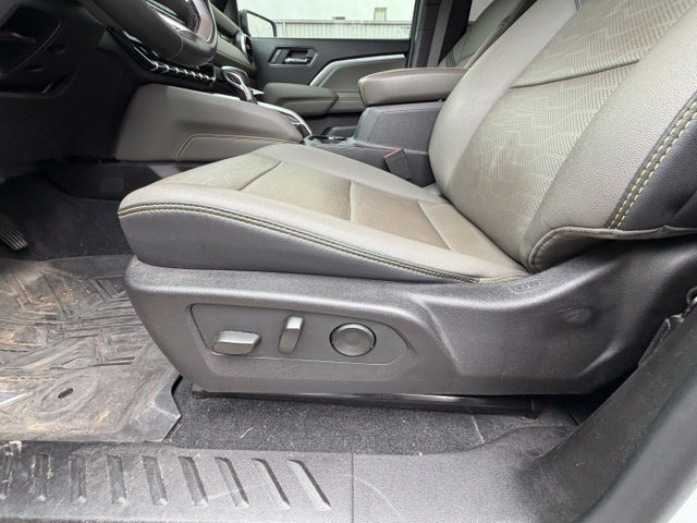 Used 2024 White Chevrolet ZR2 image 10