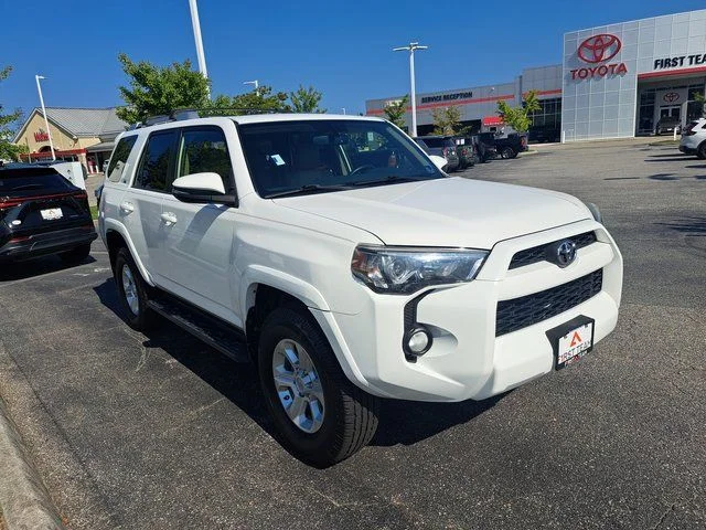 Used 2018 White Toyota SR5 Premium image 4
