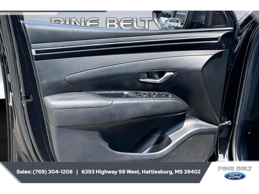 Certified Used 2023 Phantom Black Hyundai SE image 17