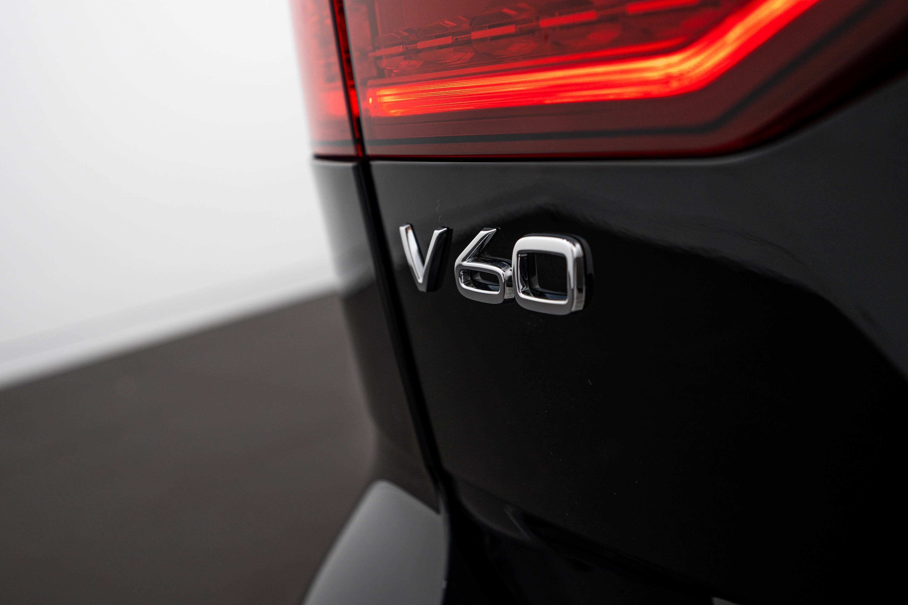 Used 2024 Onyx Black Metallic Volvo Polestar Engineered image 22