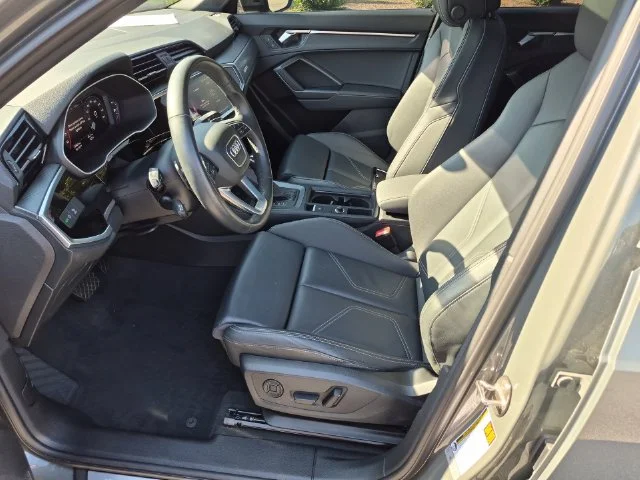 Used 2025  Audi Premium image 14