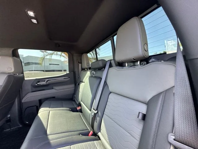 New 2026 White Chevrolet ZR2 image 23