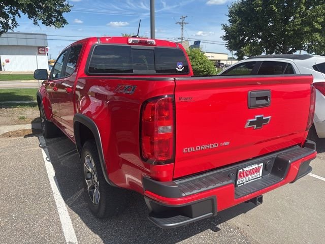 Used 2017 Red Chevrolet Z71 image 4