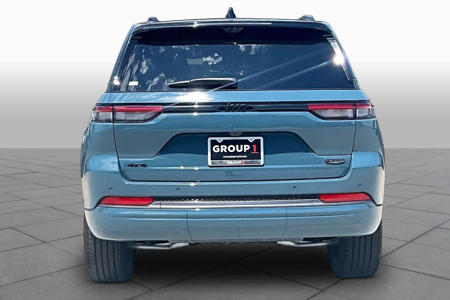 New 2026 Steel Blue Exterior Paint Jeep Summit image 5