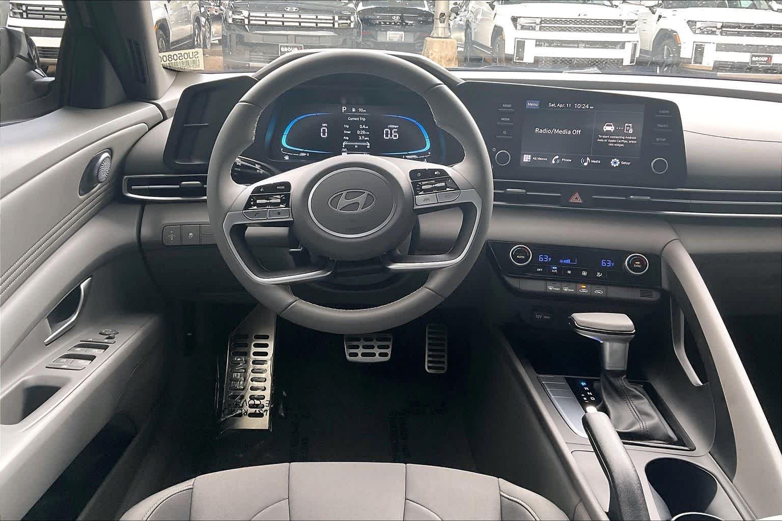 View vehicle photo 6