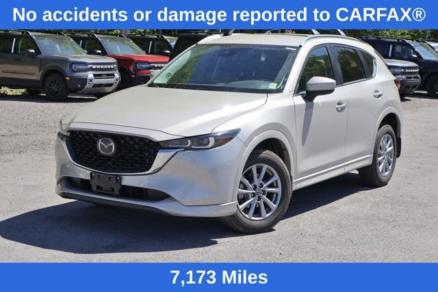 2025 Mazda CX-5 S Preferred package Auto AWD's photo