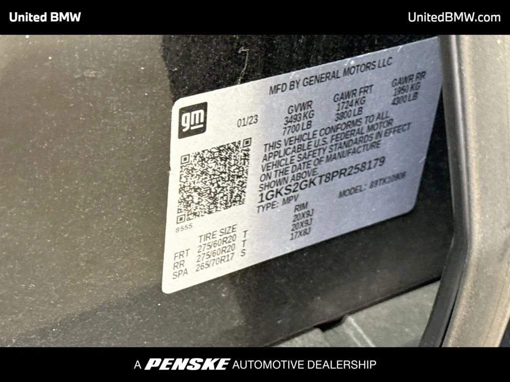 Used 2023 Onyx Black GMC SLT image 16