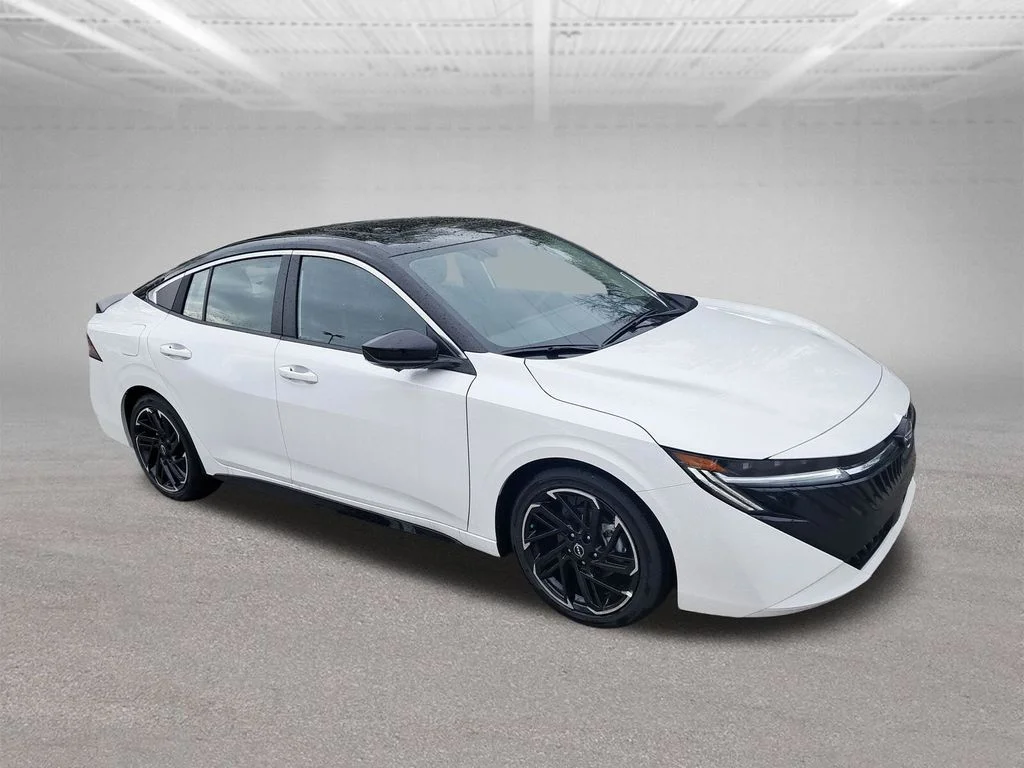 New 2026 White Nissan SR image 8