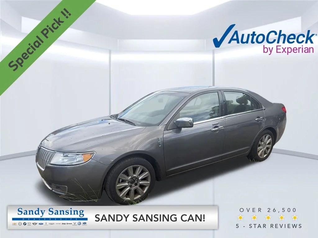 Used 2012 Gray Lincoln Base image 1