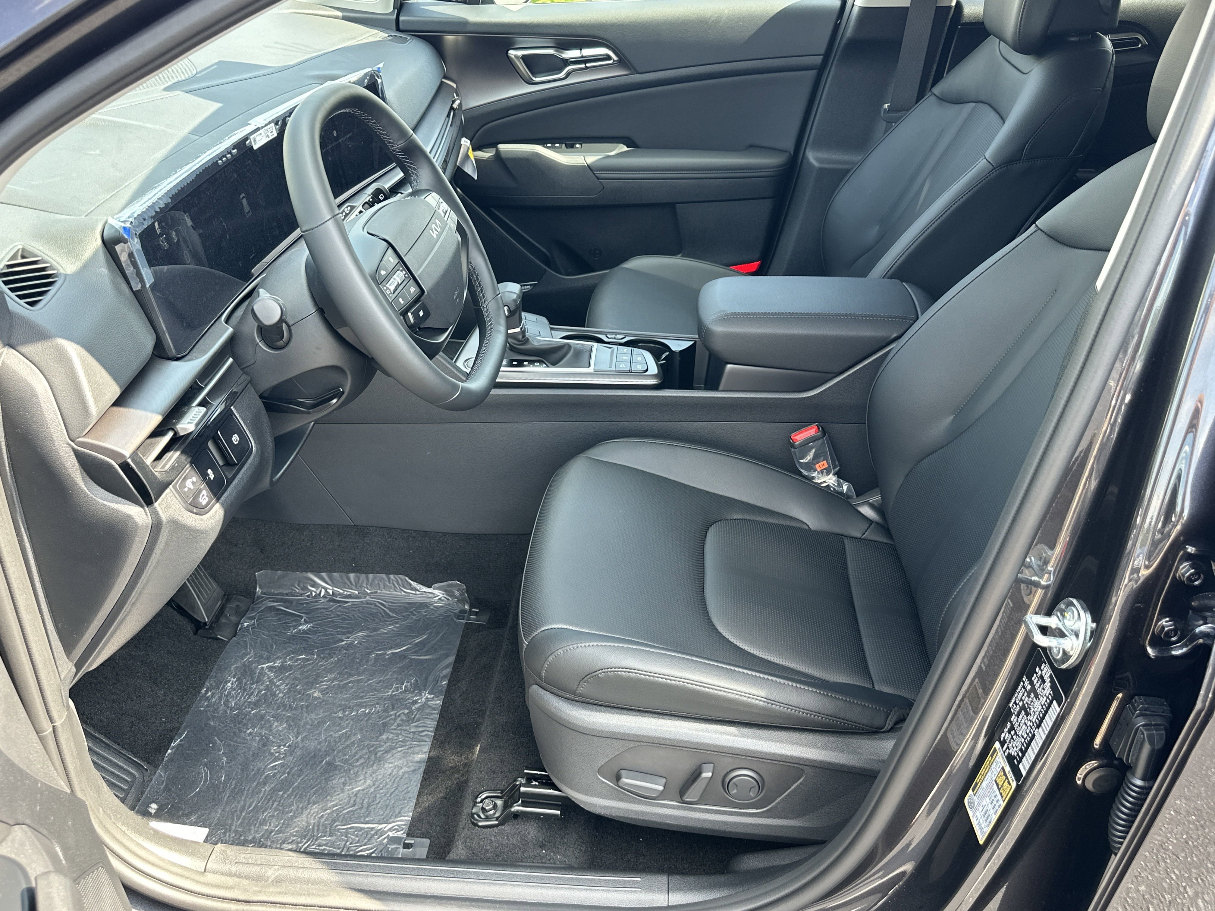 2026 Kia Sportage SX - Photo 10