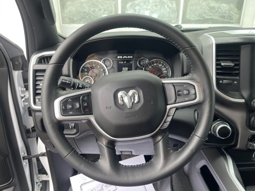 Used 2023 White Ram Big Horn/Lone Star image 15