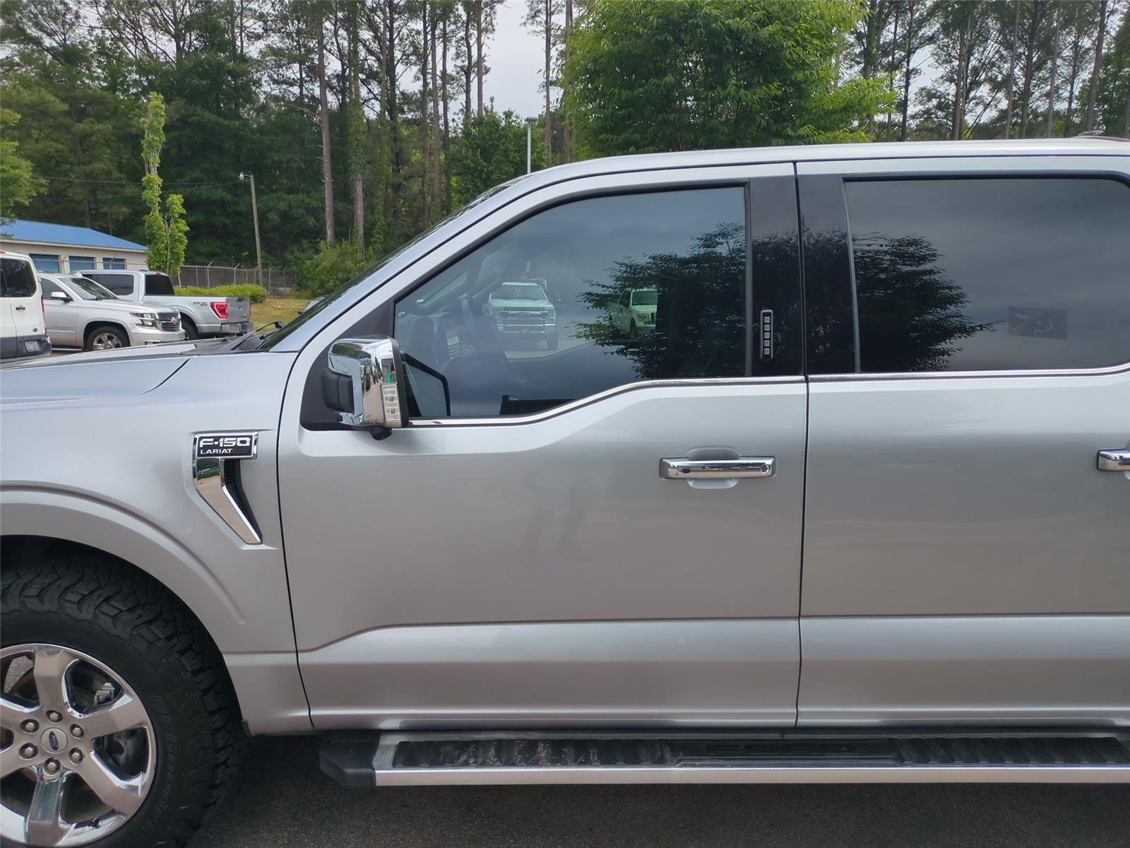Used 2022 Iconic Silver Metallic Ford LARIAT image 15