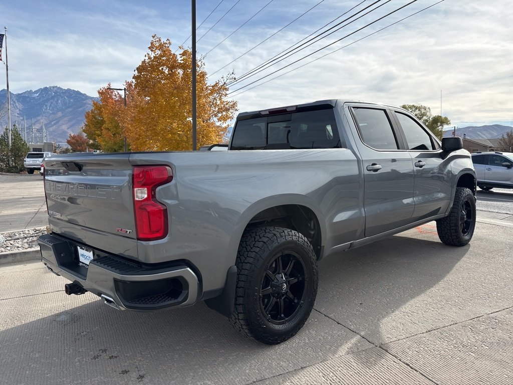 2020 Chevrolet Silverado 1500 RST photo 2