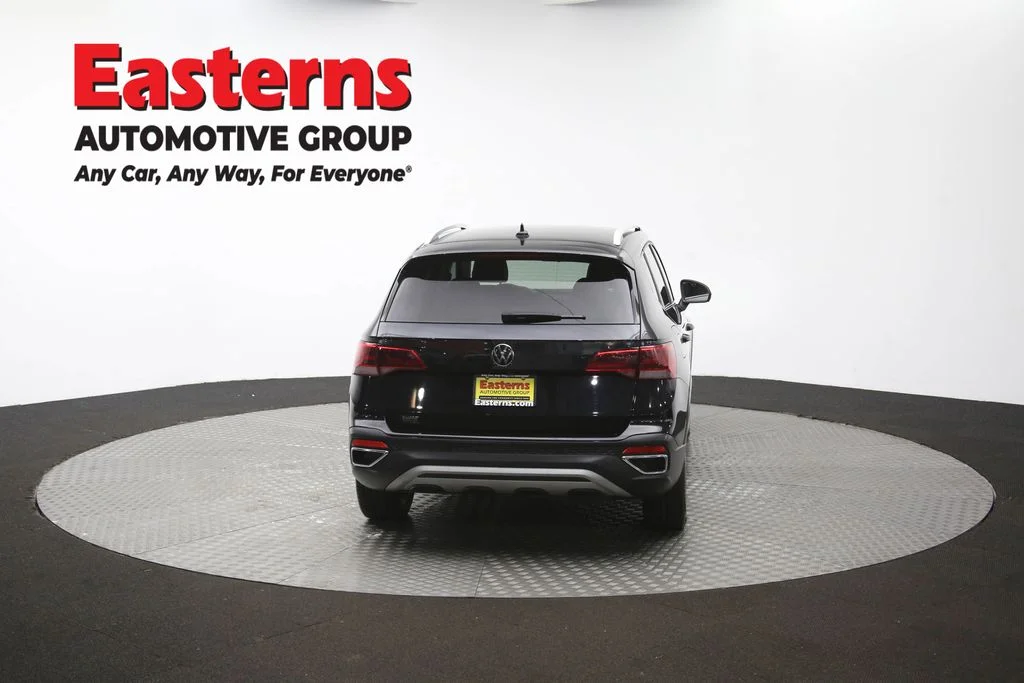 Used 2022 Black Volkswagen 1.5T SE image 34